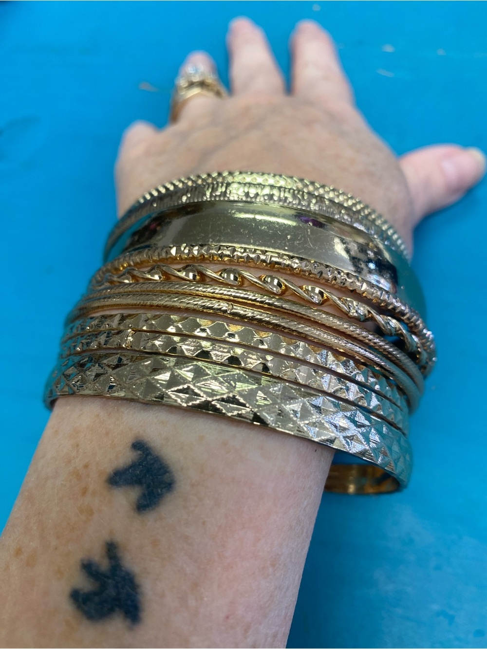 Gold-Tone Multi-Bangle Bracelet Set - Women's Fashion Jewelry
